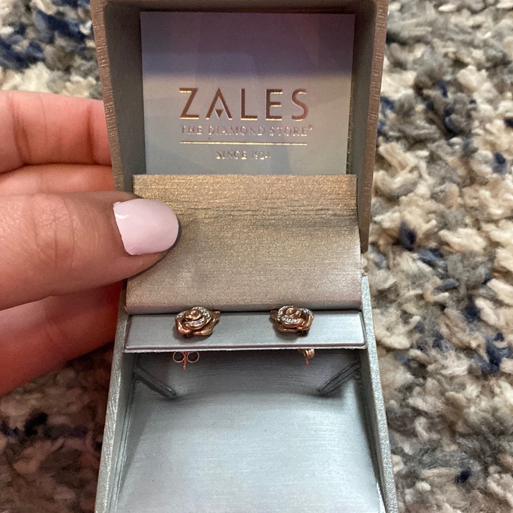 zales disney beauty and the beast stud earrings